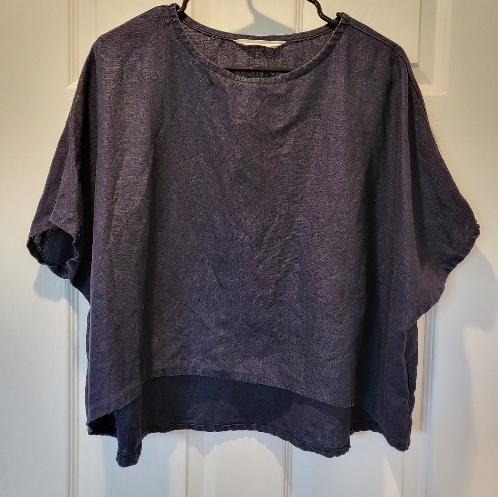 Elizabeth Suzann Linn tee in navy linen